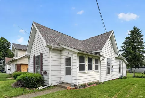 4 E Freeman St, Frankfort, IN 46041