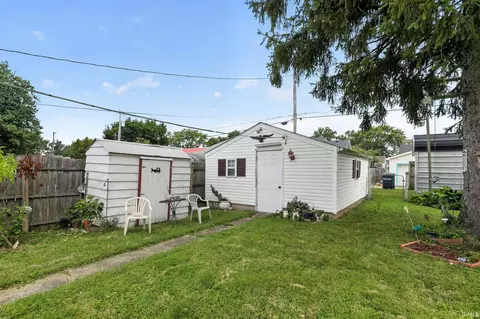 Exterior - 4 E Freeman St, Frankfort, IN 46041 photo 11 of 13