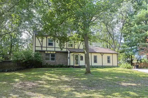 26222 Tyris St, South Bend, IN 46619