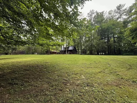 Exterior - 8 Spice Valley Ct, Mitchell, IN 47446 photo 16 of 19