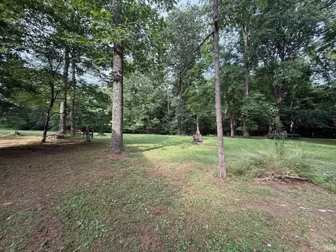 Exterior - 8 Spice Valley Ct, Mitchell, IN 47446 photo 17 of 19