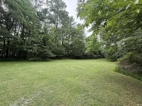 Exterior - 8 Spice Valley Ct, Mitchell, IN 47446 photo 14 of 19