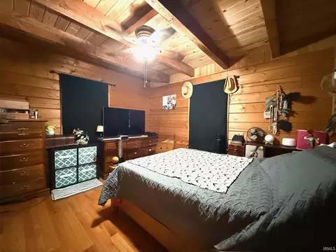 Bedroom - 8 Spice Valley Ct, Mitchell, IN 47446 photo 1 of 3