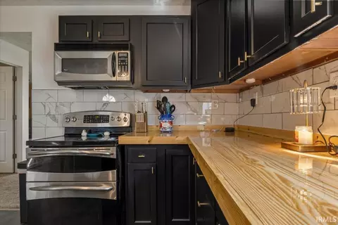 Kitchen - 117 N Elm St, Modoc, IN 47358 photo 4 of 5