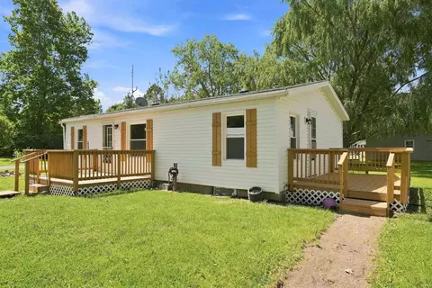 4504 W E Dr, Albion, IN 46701 photo 16