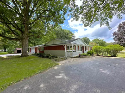 6278 E Woodhaven Ct, Monticello, IN 47960