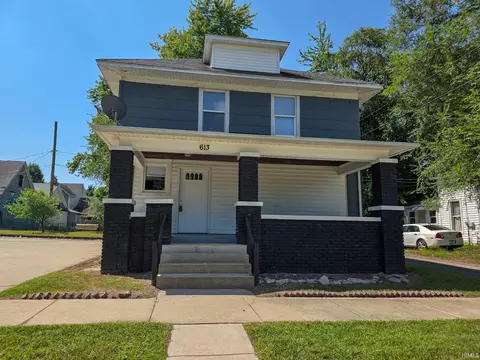 613 9th St, Elkhart, IN 46516