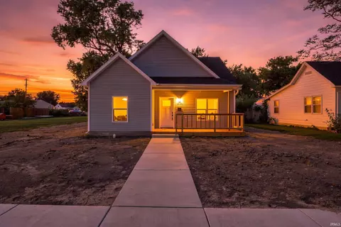 2710 N B St, Elwood, IN 46036