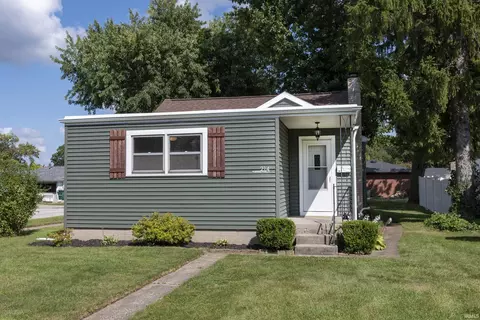 214 Virginia St, Mishawaka, IN 46544