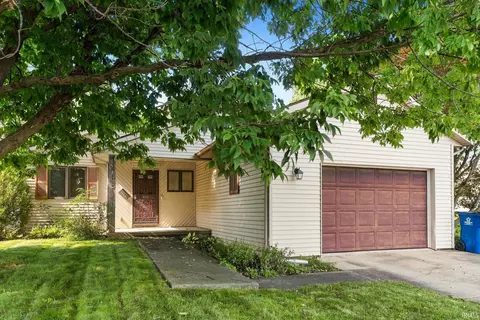 915 Bell Ave, New Haven, IN 46774