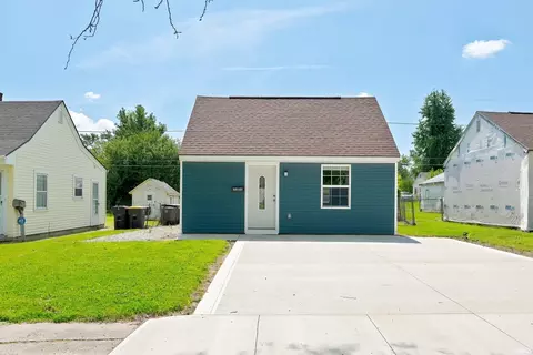 3302 Raymond St, Fort Wayne, IN 46803