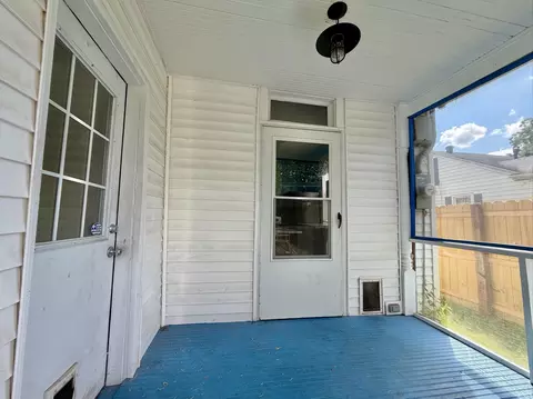 Exterior - 409 E Second St, Mount Vernon, IN 47620 photo 2 of 5