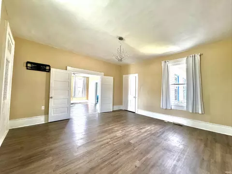 Living - 409 E Second St, Mount Vernon, IN 47620 photo 1 of 4