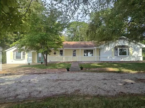 15051 N Peck Rd, Evansville, IN 47725