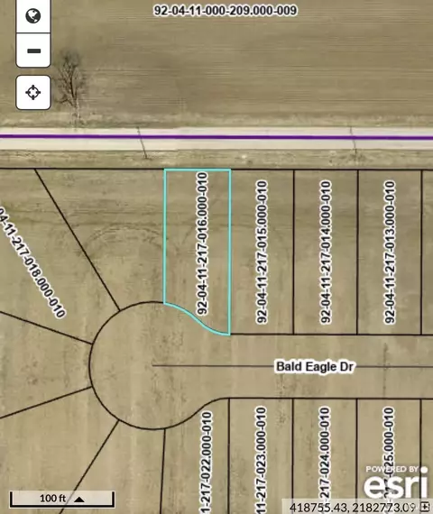1052 Bald Eagle Dr #16, Churubusco, IN 46723