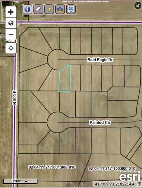 1055 Bald Eagle Dr #21, Churubusco, IN 46723