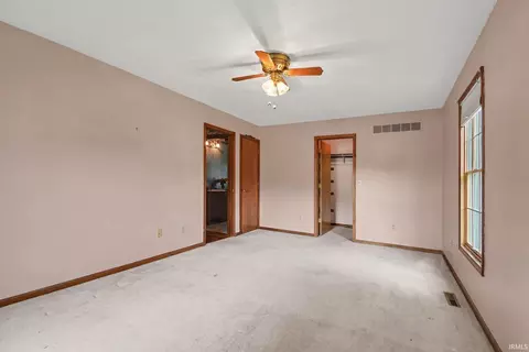 Bedroom - 52143 Broken Arrow Dr, Granger, IN 46530 photo 2 of 7