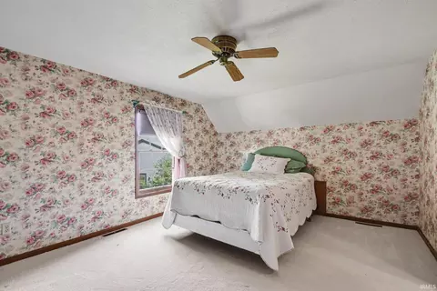 Bedroom - 52143 Broken Arrow Dr, Granger, IN 46530 photo 5 of 7