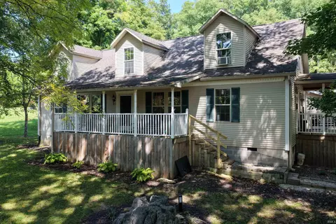 984 NE Main St, Paoli, IN 47454