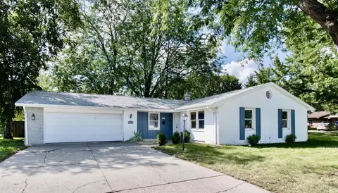 110 Cedar St, Kendallville, IN 46755