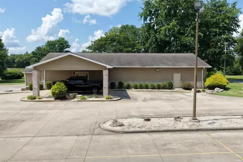 Exterior - 6264 Sandpit Rd, Bedford, IN 47421 photo 4 of 21