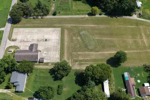 Exterior - 6264 Sandpit Rd, Bedford, IN 47421 photo 15 of 21