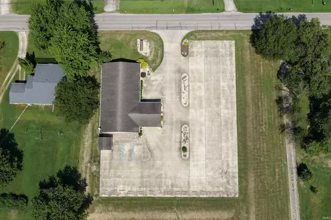 Exterior - 6264 Sandpit Rd, Bedford, IN 47421 photo 16 of 21