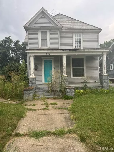 916 E Beardsley Ave, Elkhart, IN 46514