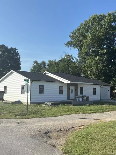 324 S 12th St, Vincennes, IN 47591
