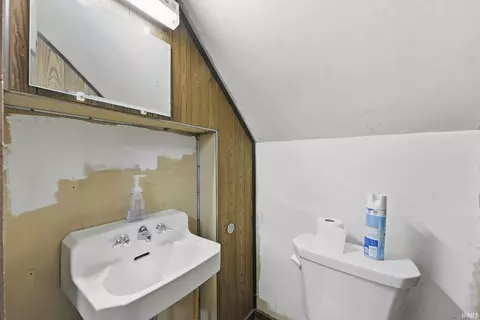 Bath - 212 E 6th St, Auburn, IN 46706 photo 1 of 3