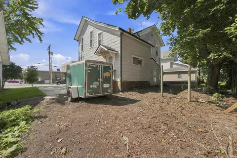 Exterior - 212 E 6th St, Auburn, IN 46706 photo 4 of 8