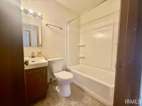 116 E 19th St, Bloomington, IN 47408 photo 8