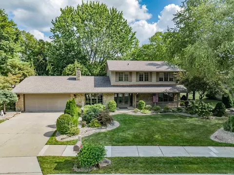 10524 Brandywine Dr, Fort Wayne, IN 46845