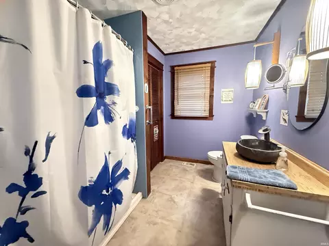 Bath - 1360 S 525 E, Lagrange, IN 46761 photo 1 of 2
