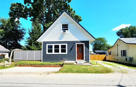 0707 S Oakwood Dr, Cromwell, IN 46732