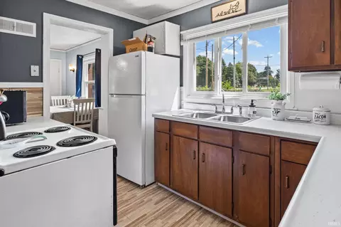 Kitchen - 11 Sr 28 E, Romney, IN 47981 photo 3 of 5