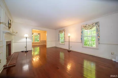 Living - 4919 E State Road 252, Franklin, IN 46131 photo 2 of 6