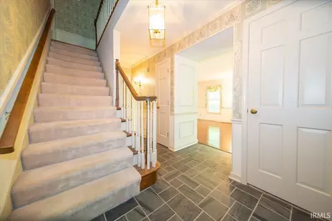 Entry Way - 4919 E State Road 252, Franklin, IN 46131 photo 2 of 3