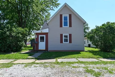 805 S 17th St, Elwood, IN 46036