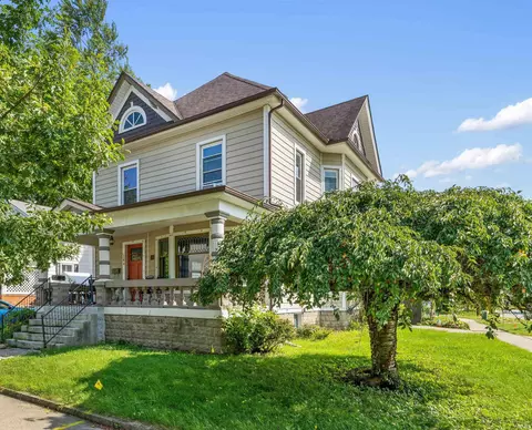 204 E Diamond St, Kendallville, IN 46755