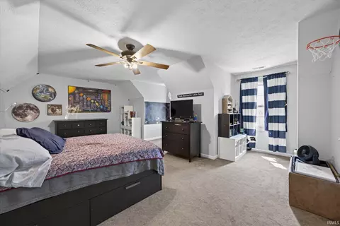 Bedroom - 3147 E Mattatha Dr, Bloomington, IN 47401 photo 5 of 8