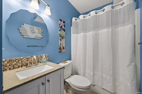 Bath - 3147 E Mattatha Dr, Bloomington, IN 47401 photo 6 of 6