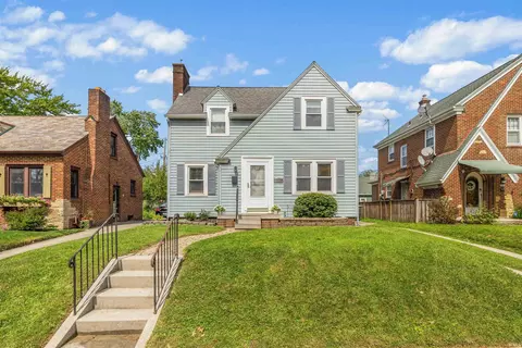 1706 Clover Ln, Fort Wayne, IN 46808