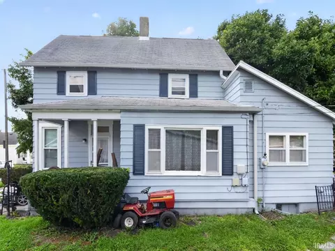 416 E Pennsylvania St, Shelbyville, IN 46176