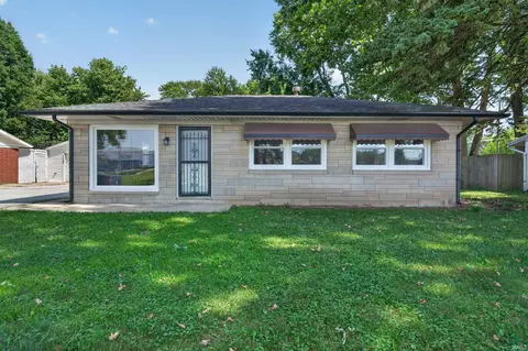 1212 Imperial Dr, Kokomo, IN 46902
