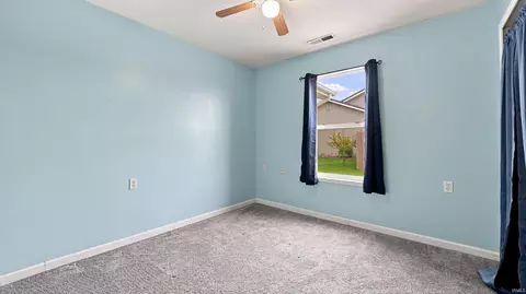 Bedroom - 602 Hart Dr, Dunkirk, IN 47336 photo 2 of 4