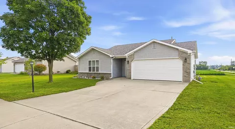 Exterior - 602 Hart Dr, Dunkirk, IN 47336 photo 2 of 4