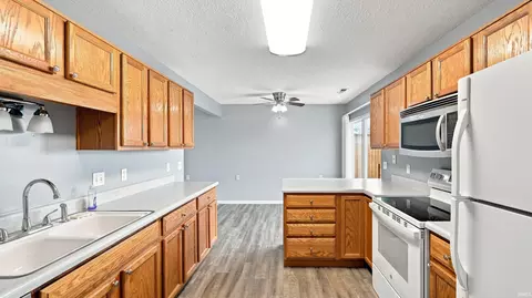 Kitchen - 602 Hart Dr, Dunkirk, IN 47336 photo 3 of 3