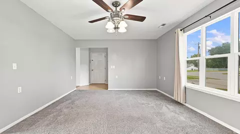 Living - 602 Hart Dr, Dunkirk, IN 47336 photo 1 of 3