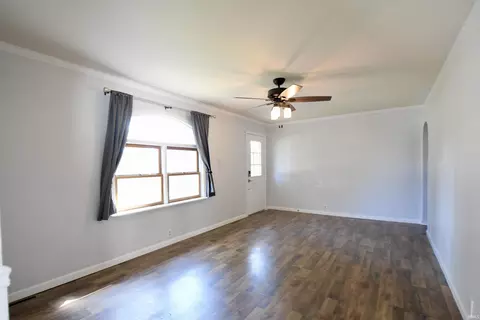 Living - 123 8th St, Oolitic, IN 47451 photo 2 of 5